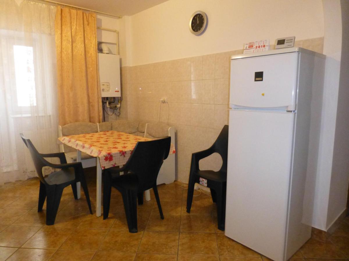 Apartament Zippi Republicii Rhbm Baia Mare Bilik gambar